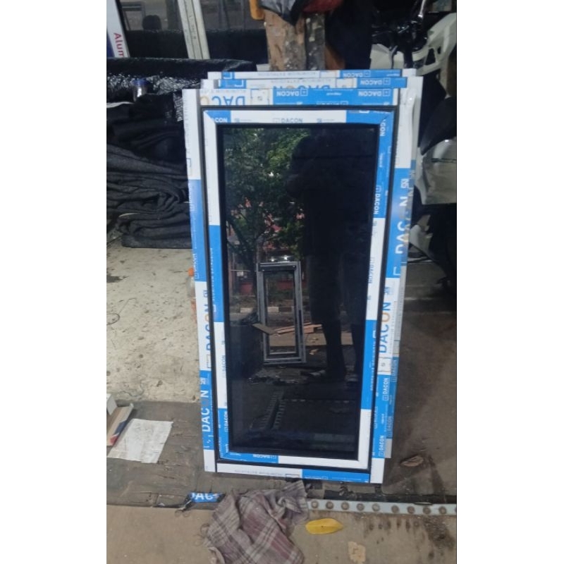 KUSEN JENDELA ALUMINIUM UKURAN T100cm x L60cm KOMPLIT GRATIS PACKING KAYU