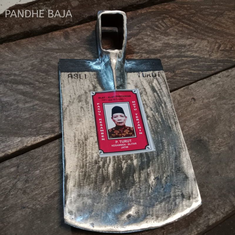 Pacul Cangkul Pak Turut Ukuran 17cm Asli Kesamben Blitar Original Cap Merah Bahan Baja Isen Asli
