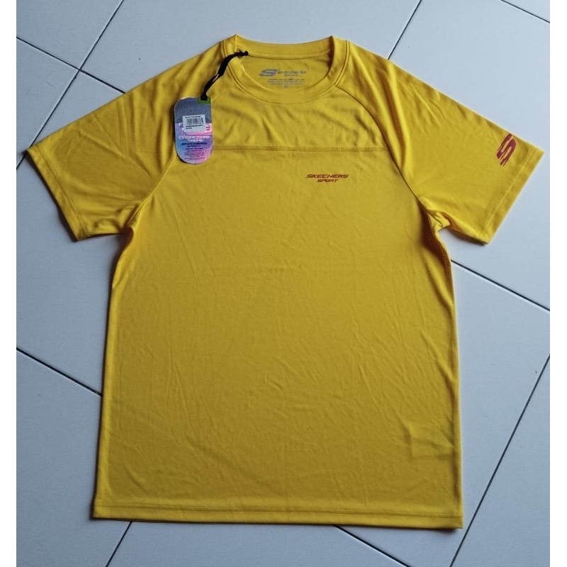 Kaos skechers pria