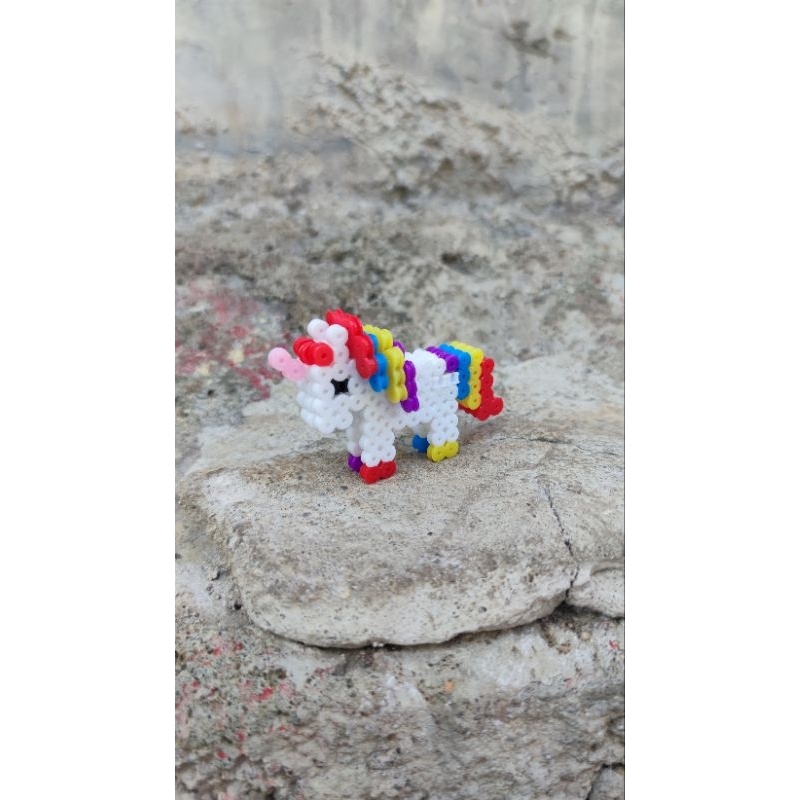 Miniatur Kuda Poni & Gajah Mini – Paket 2 Figur Lucu dari Manik-Manik Setrika (Hama Beads)