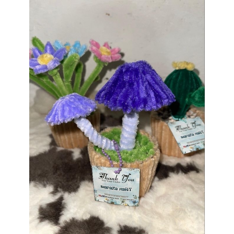 

hiasan rumah jamur mini kawat bulu