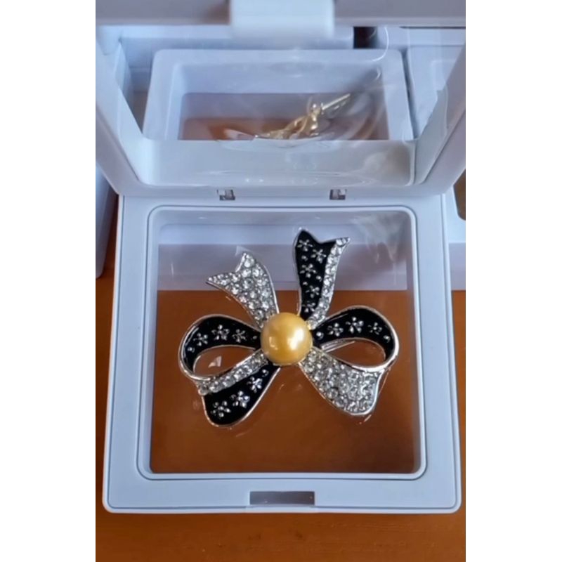 Bros mutiara air laut