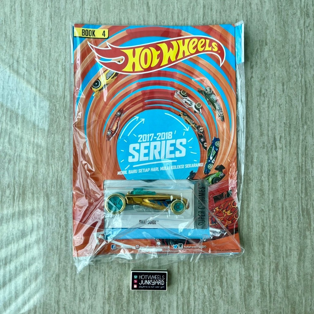 Hot Wheels Pharodox Treasure Hunt 2017 Super Chromes Gold