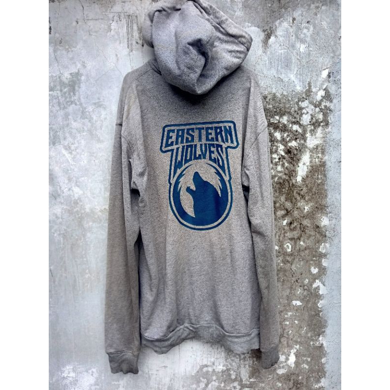 eastern wolves logo hoodie grey