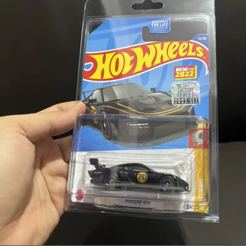 Hot Wheels Porsche 935 Hitam Factory Sealed 2022 FS