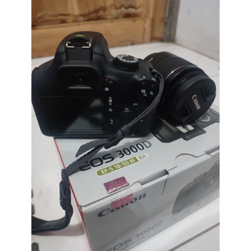 CANON EOS 3000D