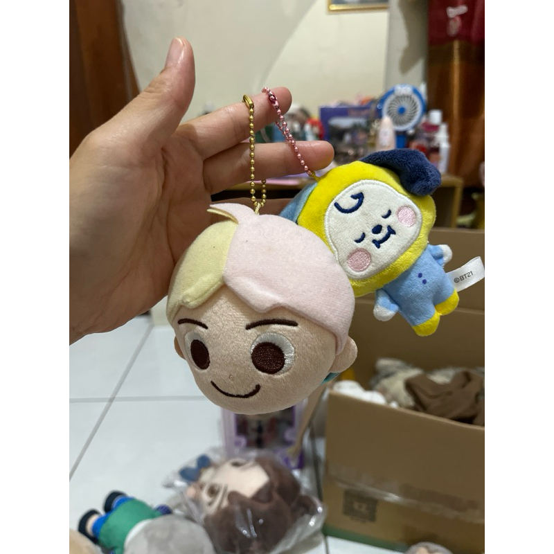keychain bundling chimmy dan taehyung(rare)