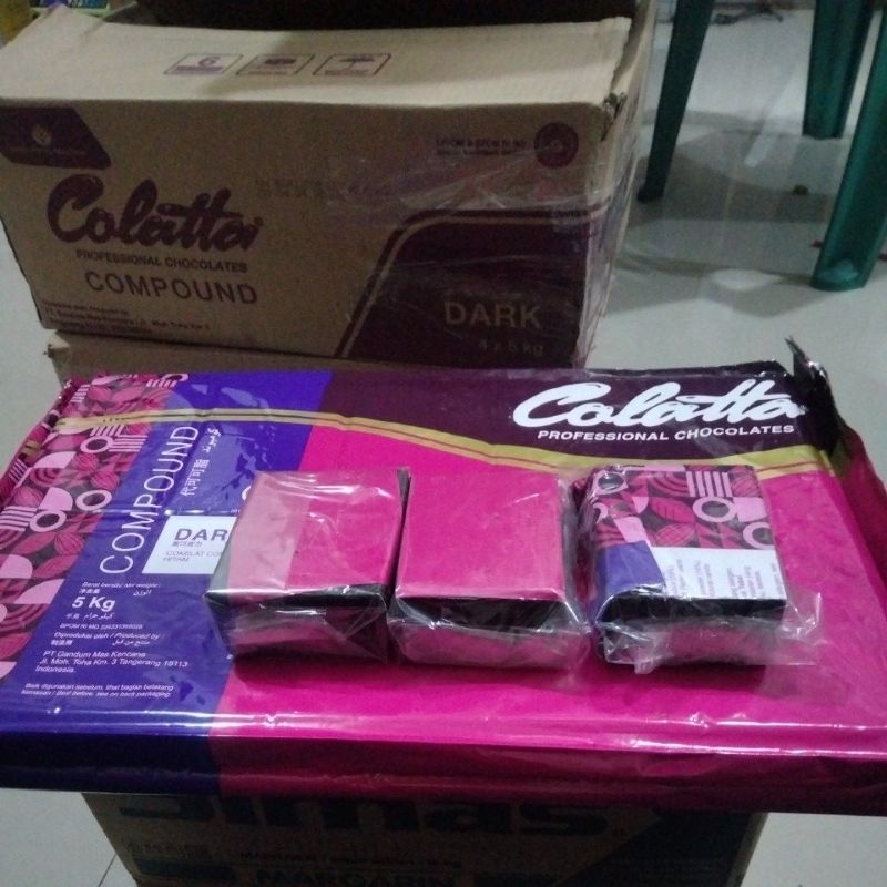 

coklat compound hitam 5kg/500 gr/250 gr