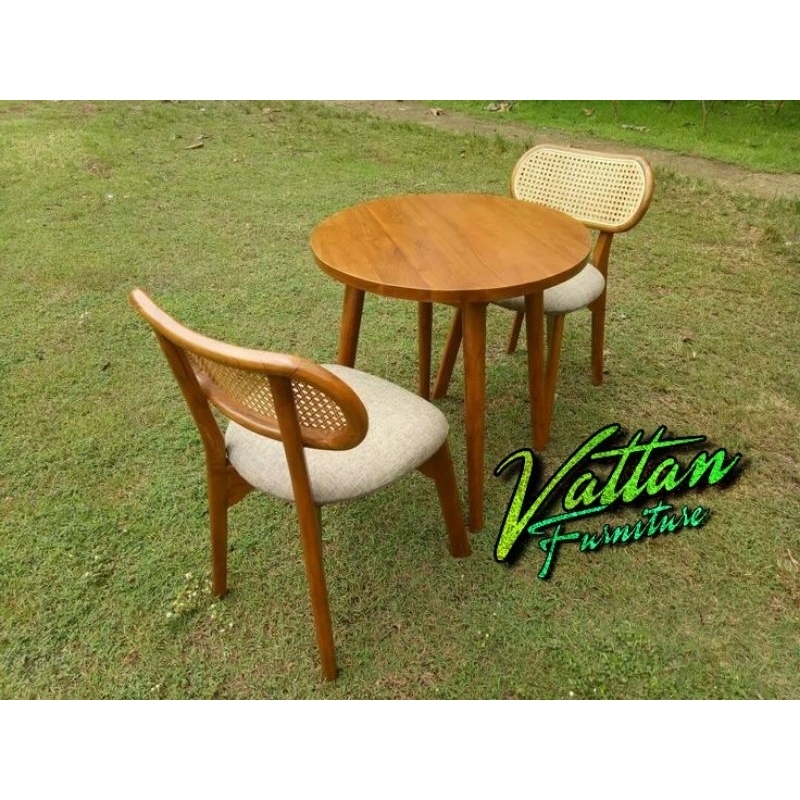 kursi teras rotan.set kursi kafe.kursi teras meja bulat