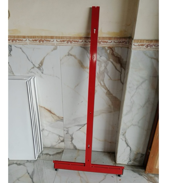 tiang kaki rak mini market