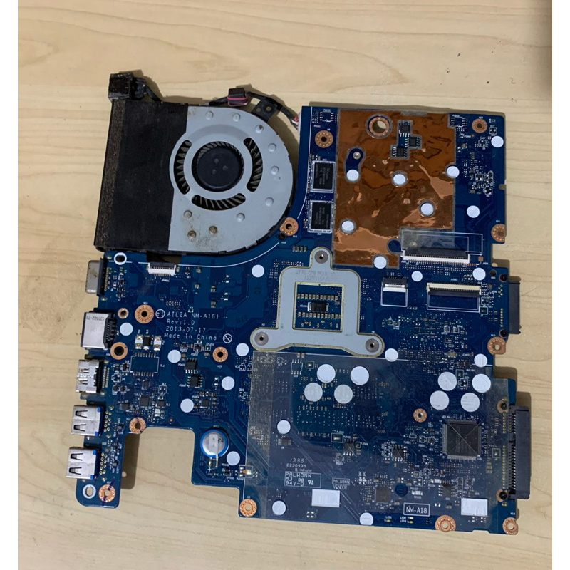 Motherboard Lenovo Z410 Z510 GT740M 2GB VGA NVIDIA NM-A181