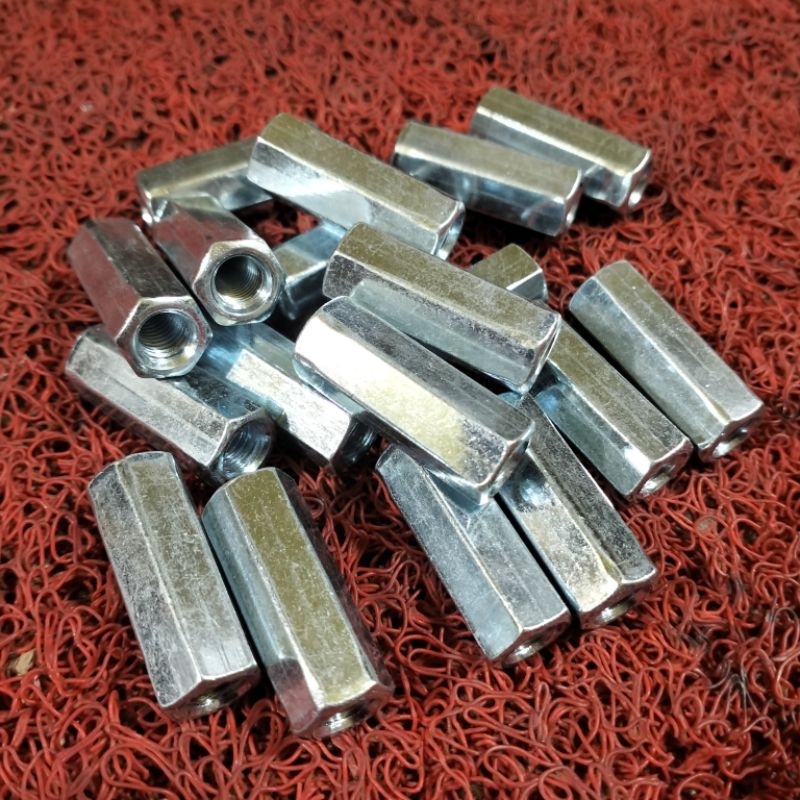 Mur 11 panjang untuk blok mesin