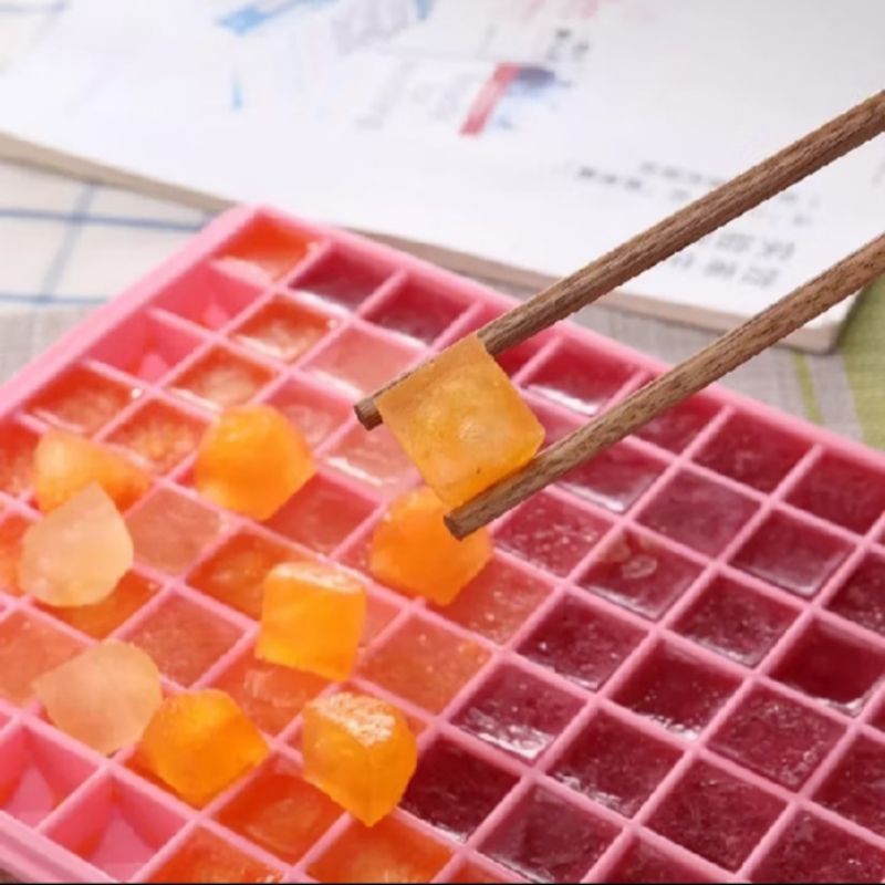 (5D) CETAKAN ES BATU KUBUS DIAMOND 96 KOTAK / ALAT PENCETAK PUDING AGAR AGAR BUAH JELLY COKELAT YOGU