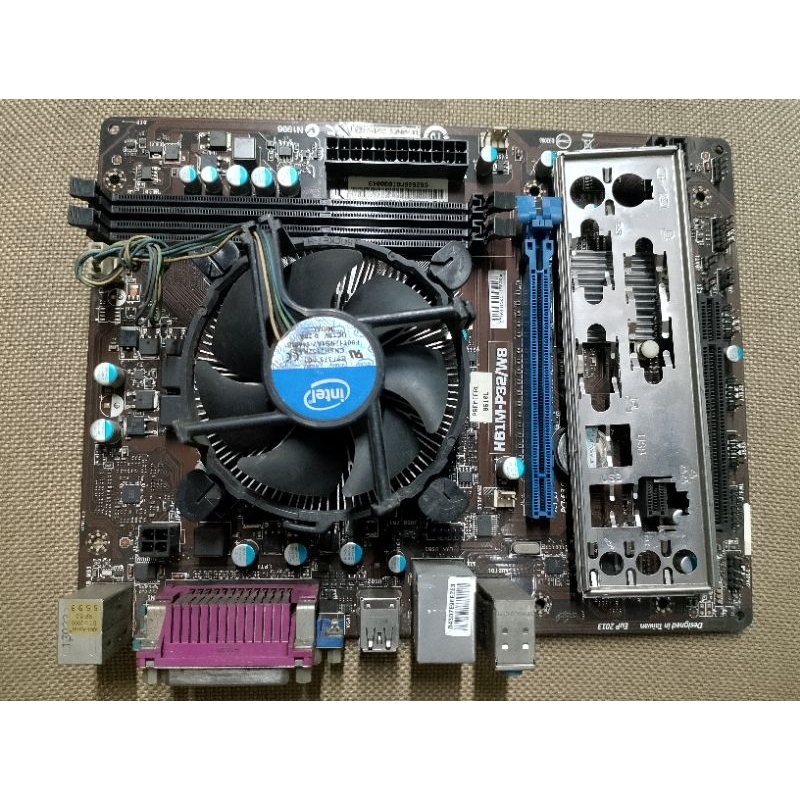 motherboard H61 paketan prosesor core i3 gen 3220 normal