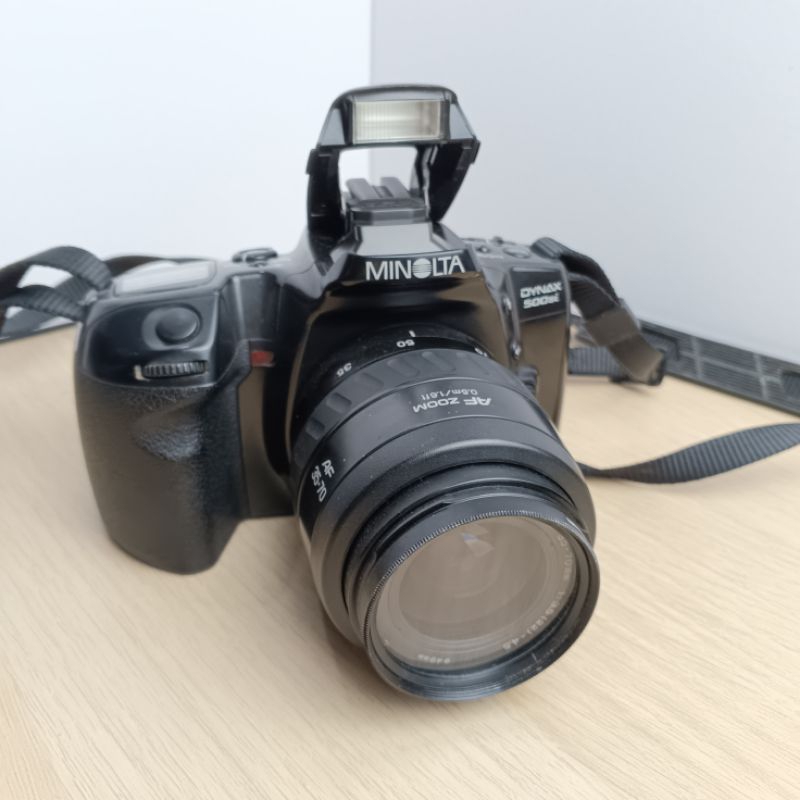 Kamera Analog Minolta Dynax 500si Kit Lensa MD AF 35-70mm f/3.5-4.5