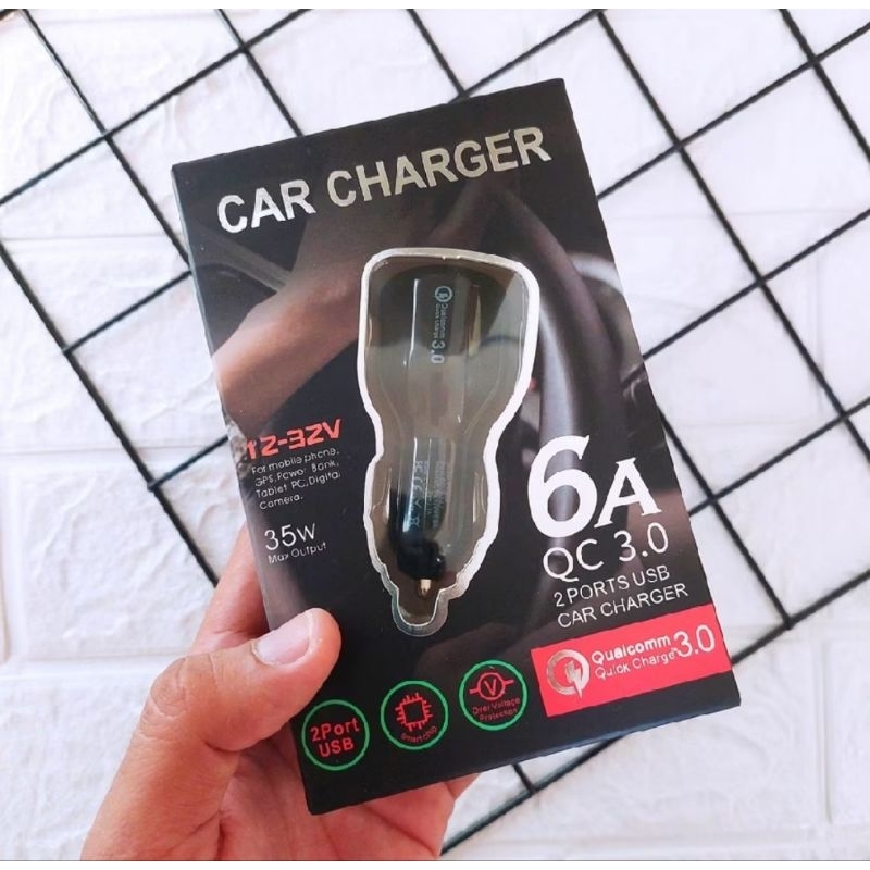 Car Charger Fast Charging Charger HP mobil pengisian cepat