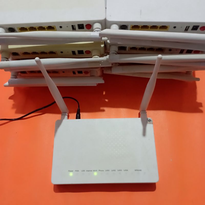 ZTE F660 GPON ONT ROUTER WIRELESS