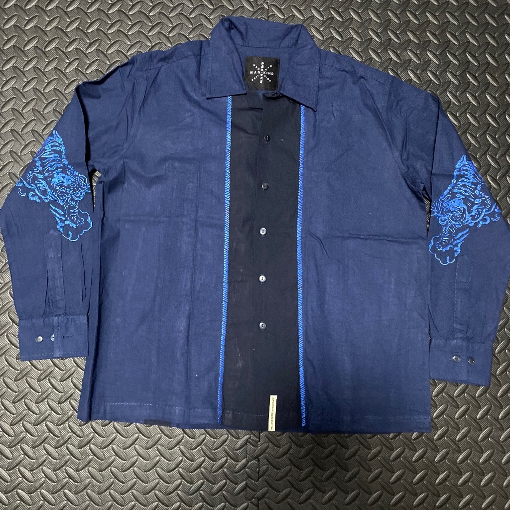 Mankind shirt blue