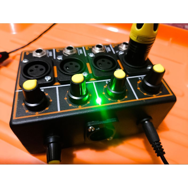 PARALEL MIC 4 INPUT 1 OUT PASIF PARALEL MIC 8 INPUT 1 OUT AKTIF PENGUAT SINYAL MIC