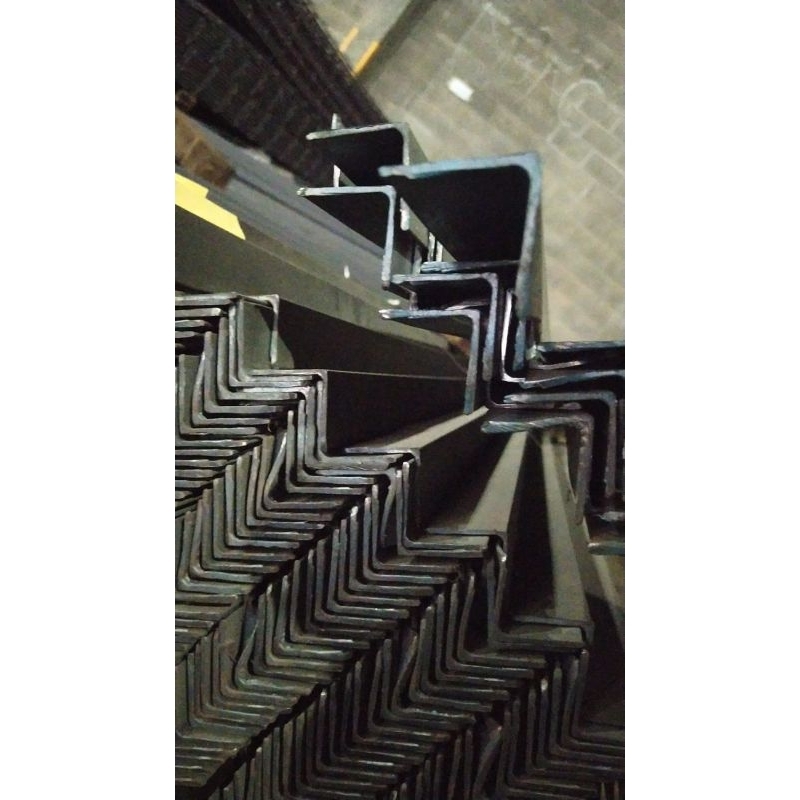Besi siku 4x4 / 40x40 tebal 2mm