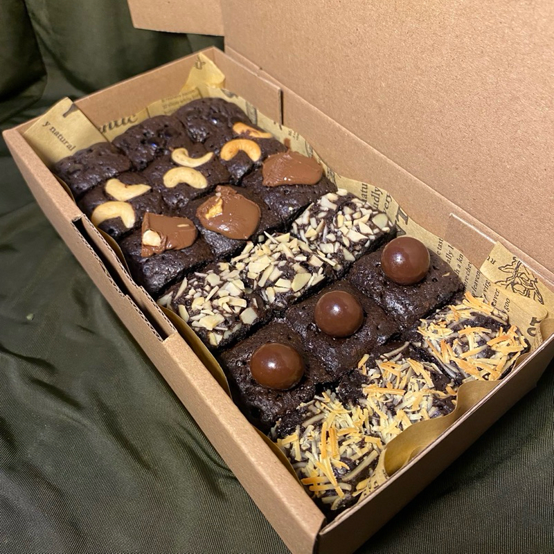 

Brownies Sekat Pici Bakery Brownies Panggang Lembut