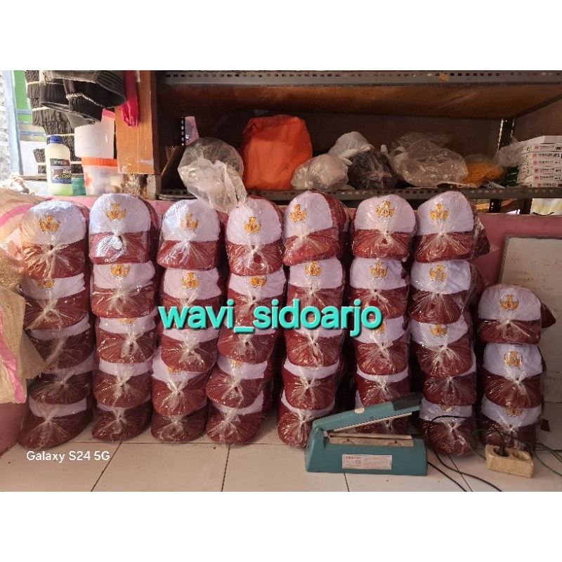 TOPI SEKOLAH SD MERAH PUTIH, TOPI SD PEREMPUAN LAKI - LAKI, TOPI SD BORDIR, TOPI SD POLOS