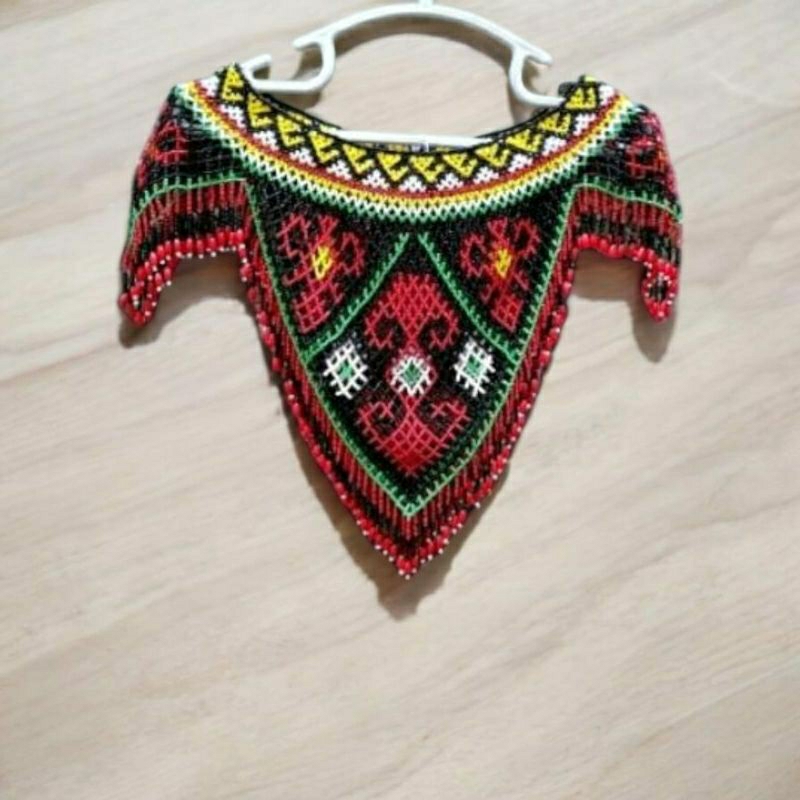 Aksesori Kalung Bahu Dayak Teratai Manik Etnik Kalimantan