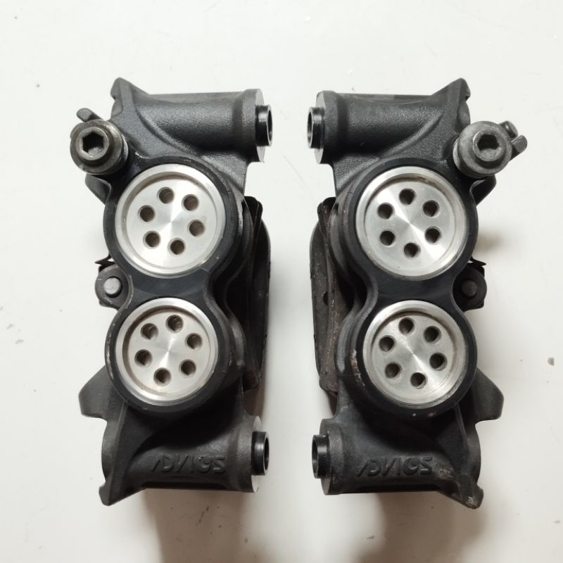 kaliper Sumitomo Advics Advios monoblock limbah moge R1, R1M, Radial pitch 108mm