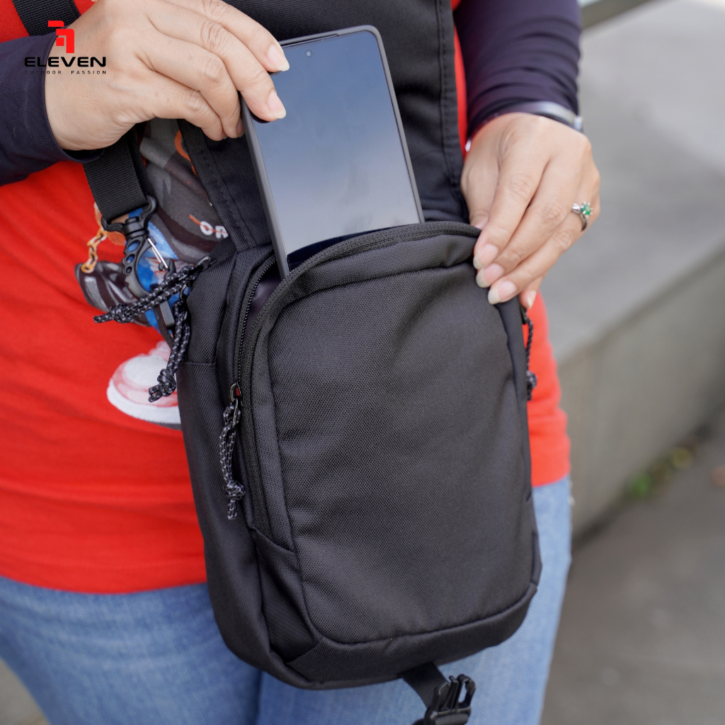 ORIGINAL READY STOCK ELEVEN TRAVEL POUCH CYBER TAS SELEMPANG ELEVEN OUTDOOR KEKINIAN