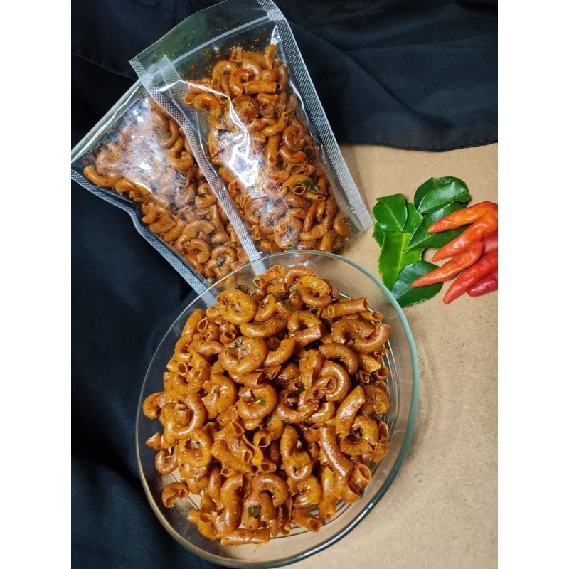 

makaroni pipa pedas daun jeruk