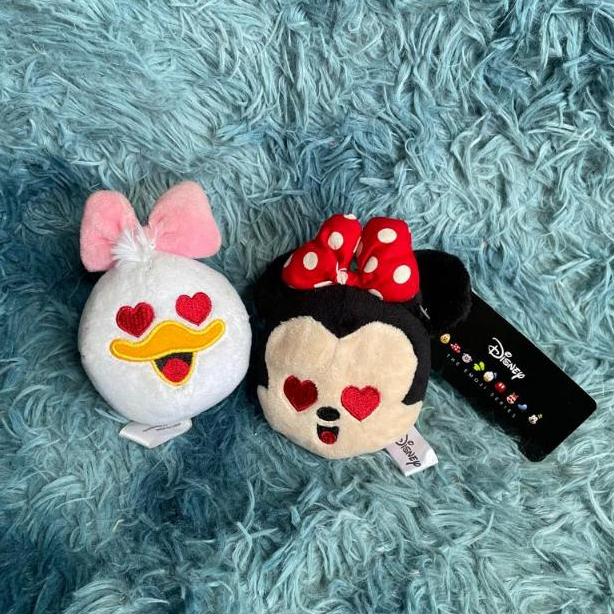 Boneka Kecil Daisy dan Minnie Mouse