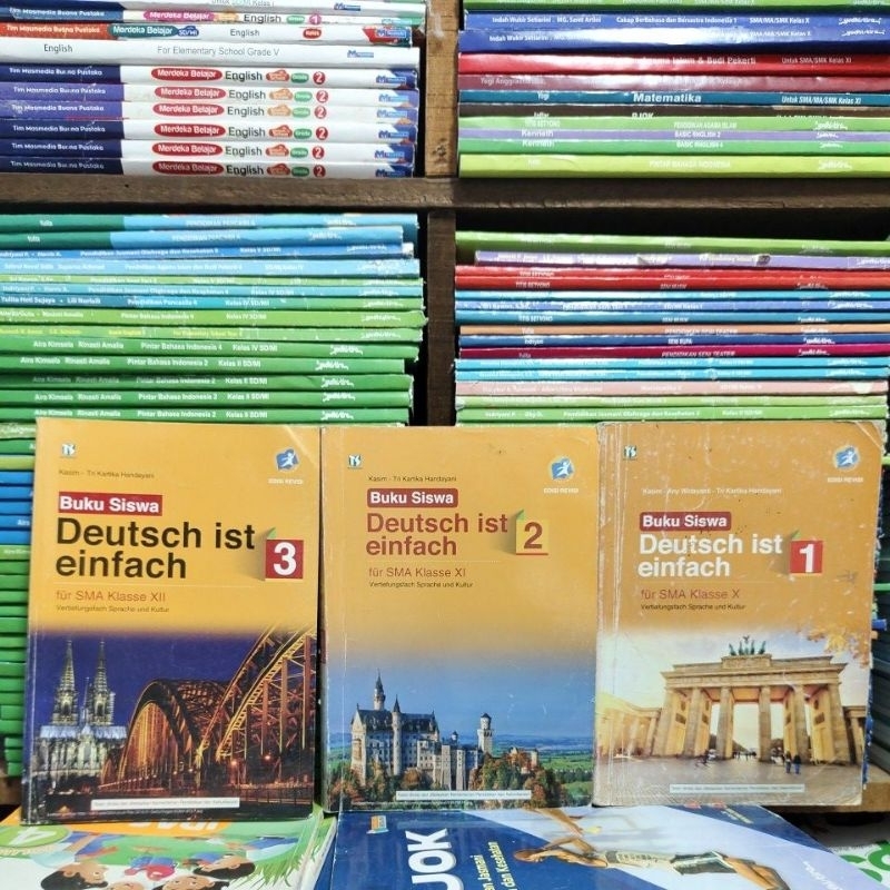 Buku siswa Deutsch ist einfach kelas  X, X1, X11SMA kurikulum 2013 edisi revisi