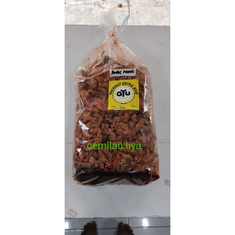 

kripik usus pedas
