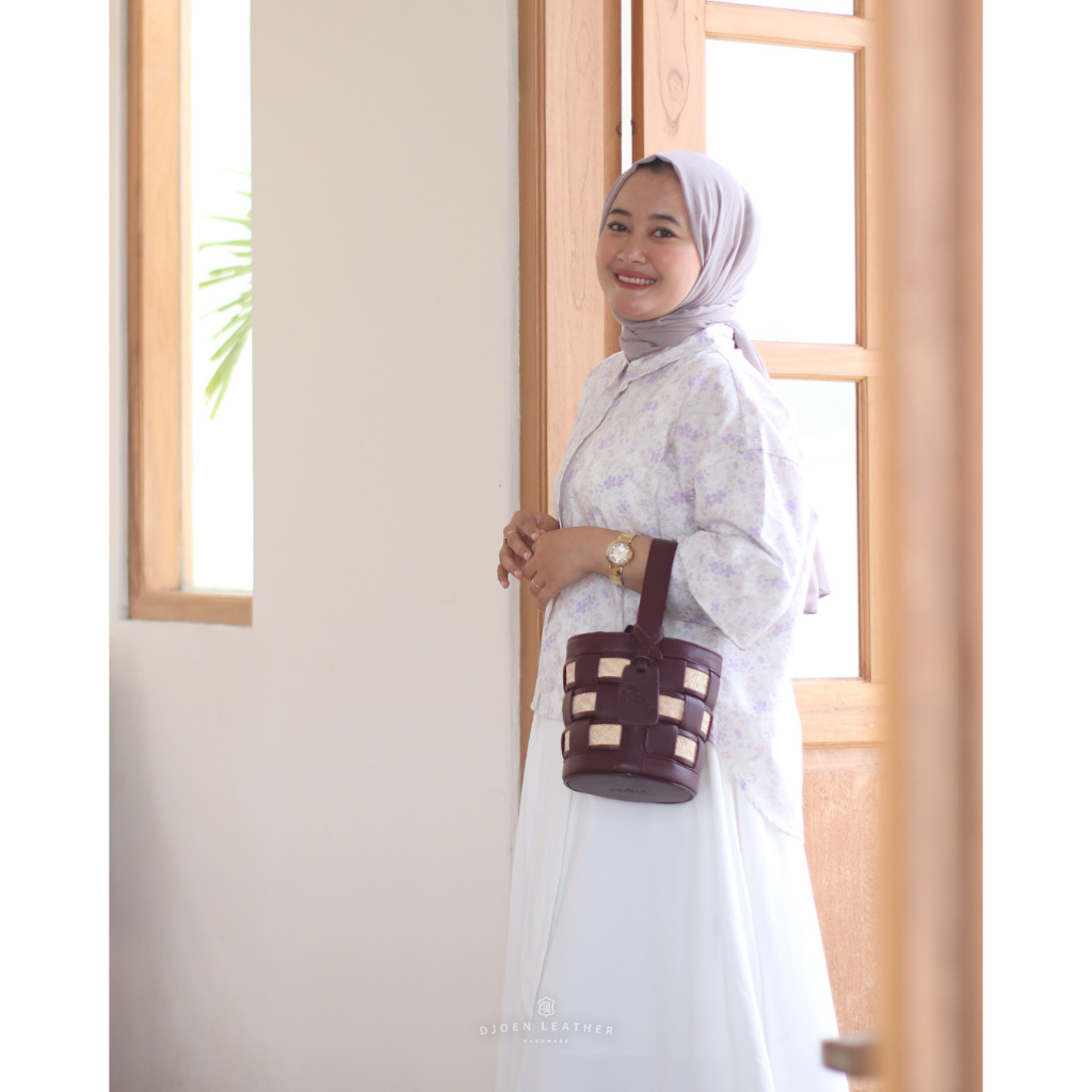 djoen leather tas wanita kulit sapi asli kombinasi rotan tas nismara by djoen leather