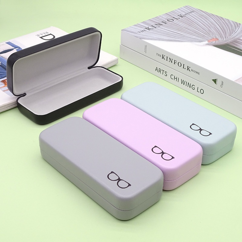 Kotak Kacamata Fashion Portabel Besi Tahan Tekanan  logo kacamata Box Kacamata aesthetic B005