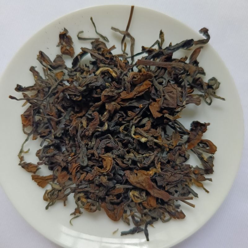 

Oriental Beauty Taiwan tea teh Hijau tua