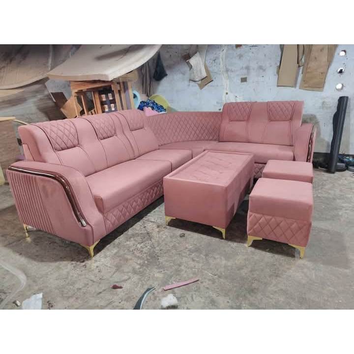 Sofa Merah Muda Minimalis