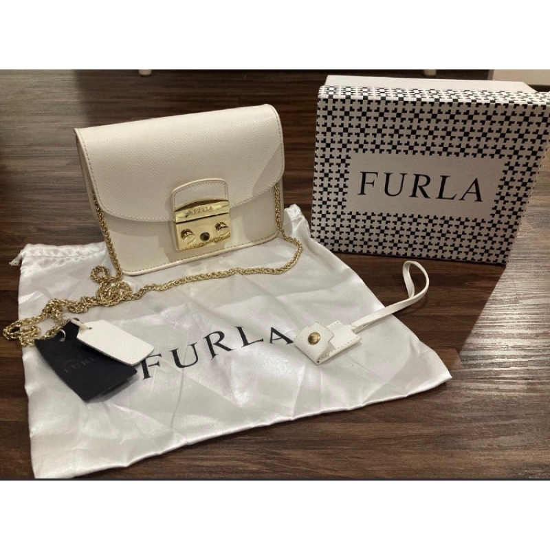 [Preloved] Furla Metropolis Mini Sling Bag Original