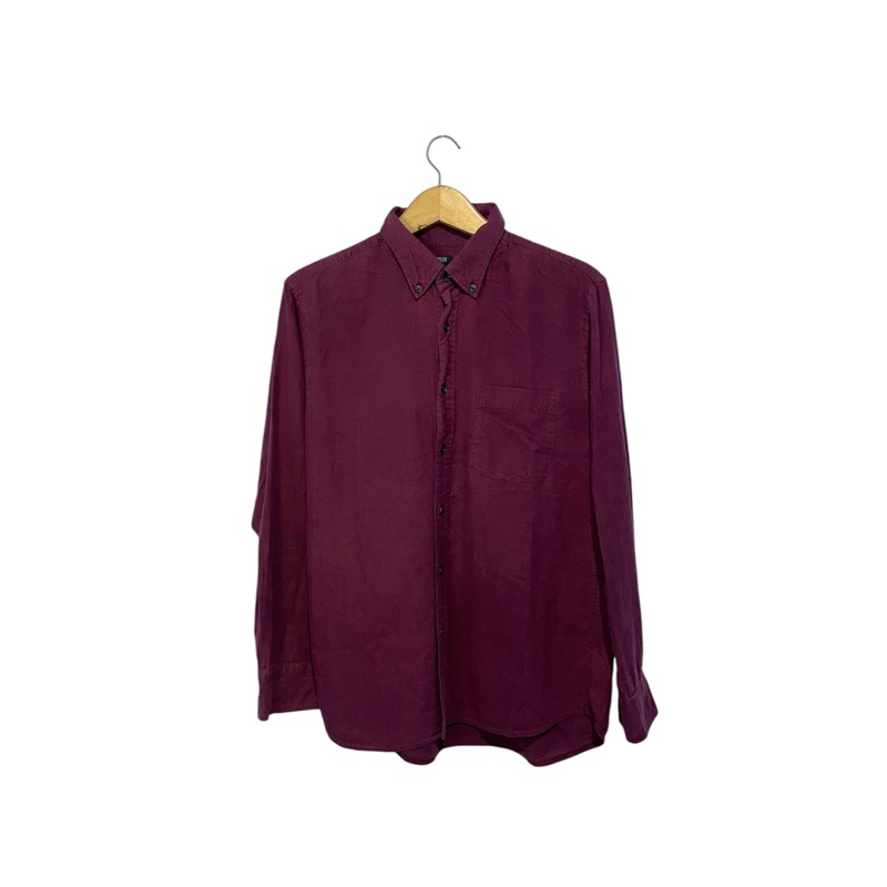 kemeja uniqlo maroon