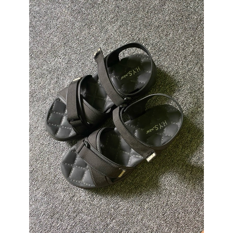sandal gunung wanita karet