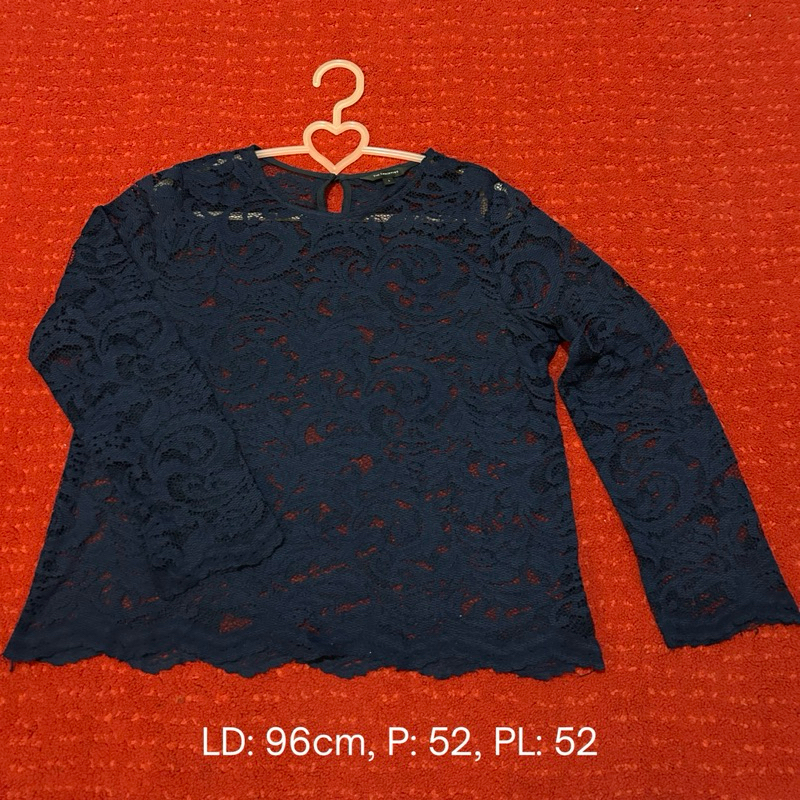 Baju atasan kaos brukat renda The Executive