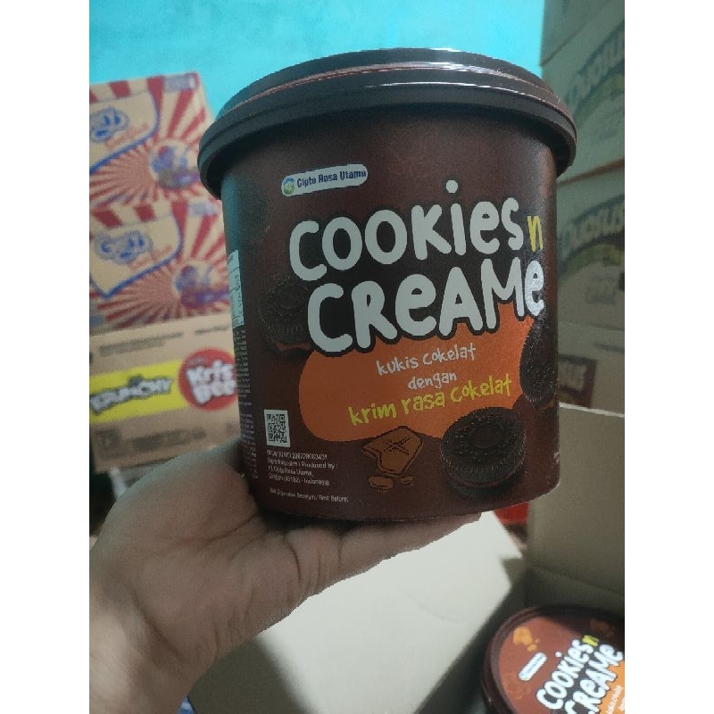 

KUKIS COKLAT CREAME