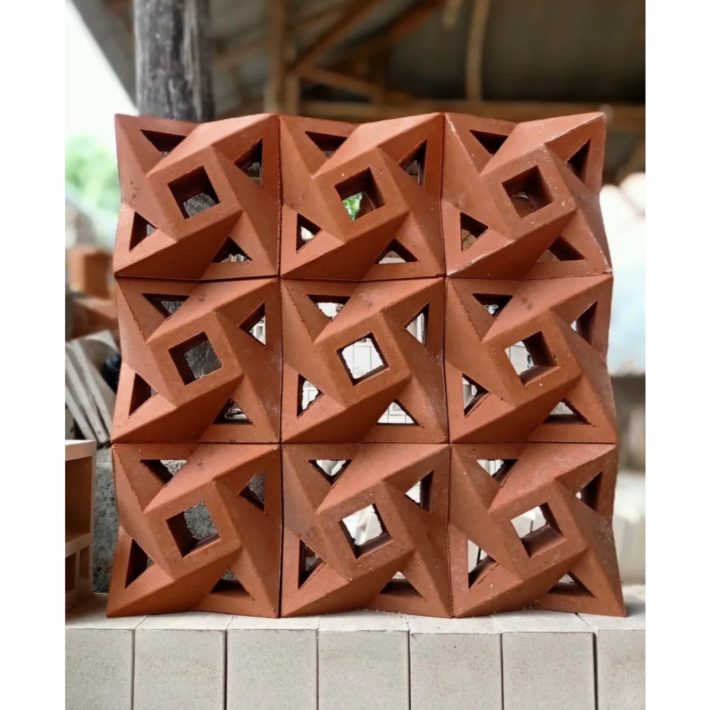 Roster Beton Terracota / Roster Beton Merah Motif Kipas