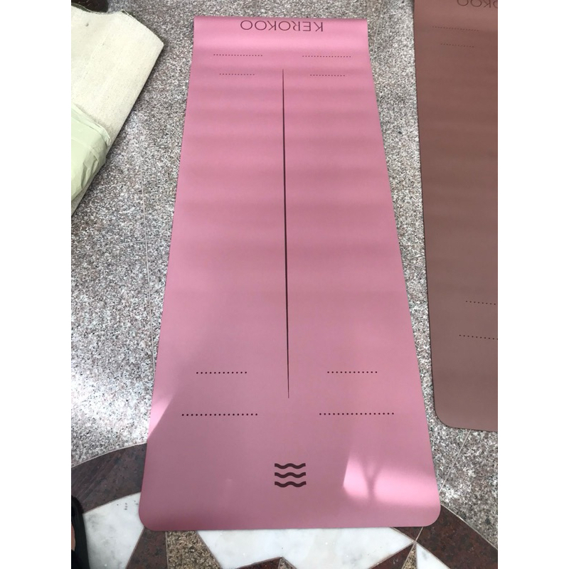 [BRAND NEW] Kerokoo Yoga Mat - New Savana Rose (Reserved)