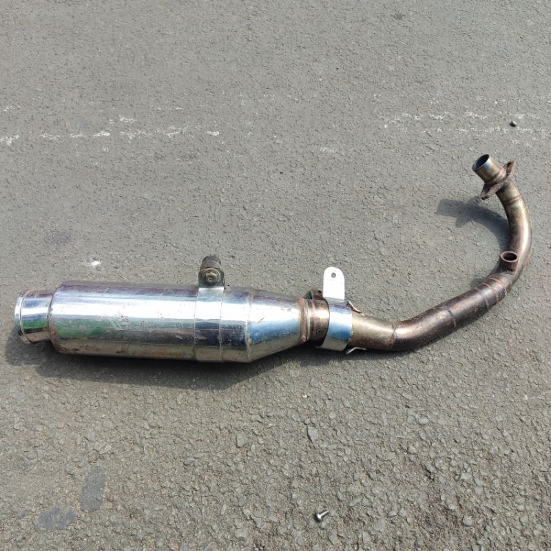 knalpot vespa LX merk R9 copotan