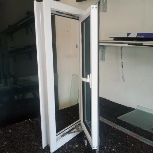 Jendela+Kusen Aluminium Ukuran L60xT100 Komplit Gratis Packing Kayu
