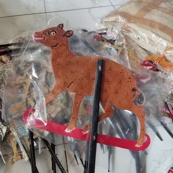 wayang kulit asli karakter hewan rusa 30cm