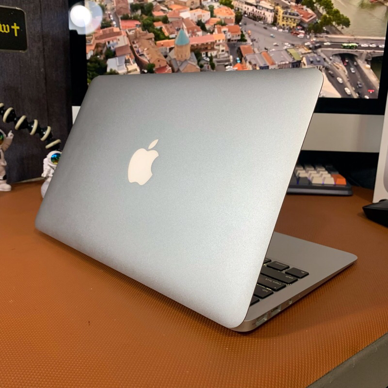 Macbook Air 11inch 2011 2/64 GB