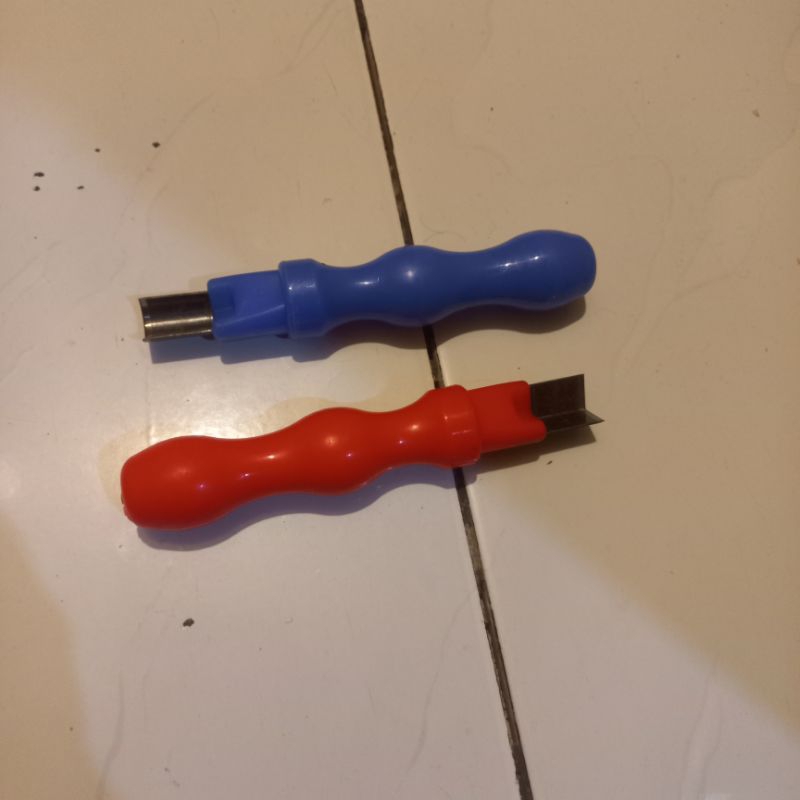 

Cutter neonflek ( split )