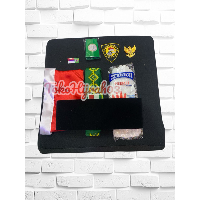 PERLENGKAPAN PASKIBRAKA 1 SET ATRIBUT PASKIBRAKA 1 SET PERLENGKAPAN PASKIBRA UPACARA 17 AGUSTUS 1945